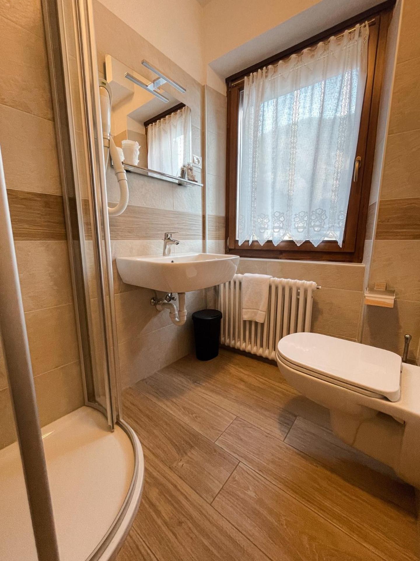 Albergo Al Pin Canal San Bovo Esterno foto