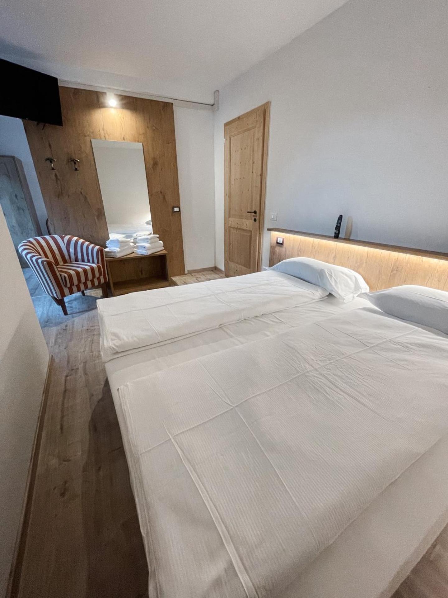 Albergo Al Pin Canal San Bovo Esterno foto